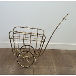 Rare Porte-Revues à Roulettes en Forme de Charrette en Bro | Maison Barrois