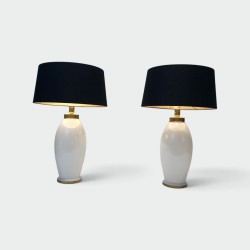 Paire de Lampes en Céramique Blanche de Forme Ovoïde à Mon | Maison Barrois
