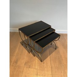 Suite de Trois Tables Gigognes en Fer Forgé Doré à Piètement, Néo-classique, Travail Français, de la Maison Ramsay, vers 1940