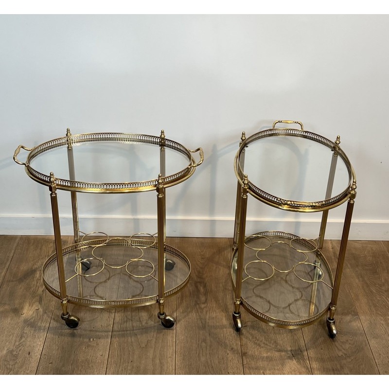 Paire de Tables Roulantes Ovales Graduées, Néo-classique, Travail Français, dans le Goût de la Maison Baguès, vers 1950