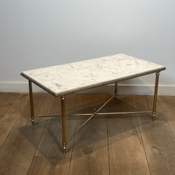 Table Basse Rectangulaire en Laiton à Plateau de Marbre Blanc, Néo-classique, Travail Français, de la Maison Jansen, vers 1950