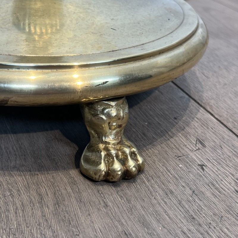 Lampadaire en Bakélite Ambrée et Laiton Doré, Base Circulaire à Pieds Griffes, Néo-classique, Travail Français, vers 1940
