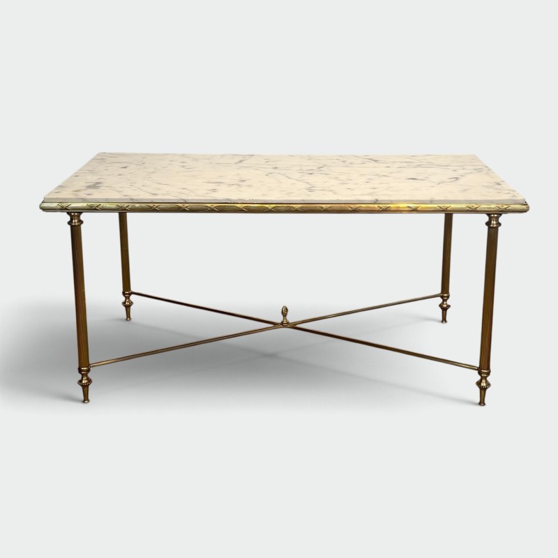 Table Basse Rectangulaire en Laiton à Plateau de Marbre Blanc, Néo-classique, Travail Français, de la Maison Jansen, vers 1950