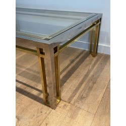 Table Basse Rectangulaire Bicolore en Chrome et Laiton à Plateau de Verre. Willy Rizzo. Travail Français. Années 1970