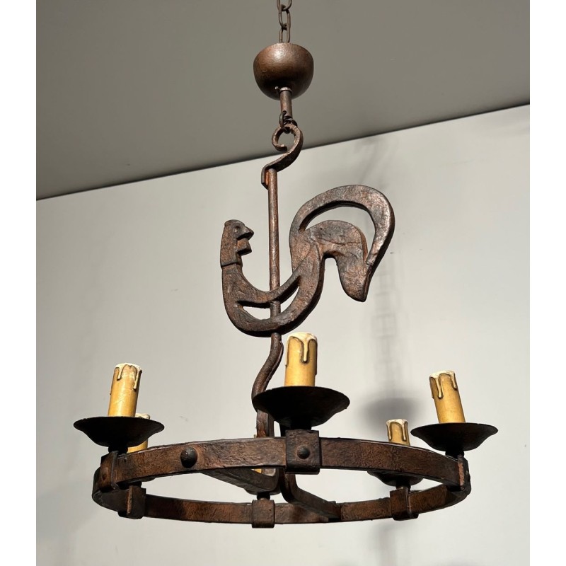 Lustre au Coq en Fer Forgé, Jean Touret pour l’Atelier Marolles, vers 1950 – Maison BARROIS
