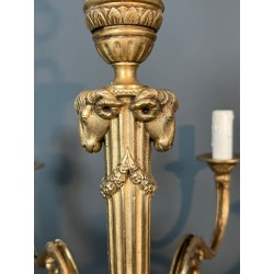 Lustre Bronze aux Têtes de Béliers, Style Louis XVI, Goût Maison Jansen, vers 1940 – Maison BARROIS