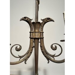 Lustre de Style Empire en Bronze à 3 Bras de Lumières Surmontées de Têtes d'Aigles. Travail Français. Vers 1900
