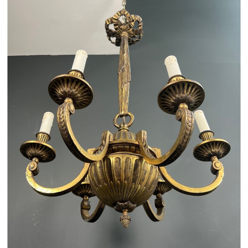 Lustre Bronze à 6 Bras de Style Louis XVI, Travail Français, vers 1900 – Maison BARROIS