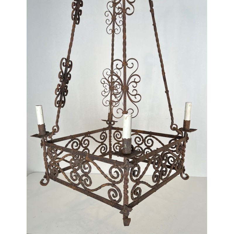 Lustre Fer Forgé 8 Bras Style Gothique Travail Français circa 1910 | Maison BARROIS