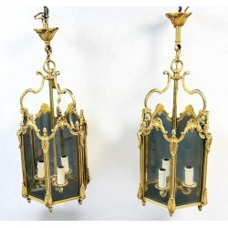 Suite de 4 Lanternes en Bronze et Verre de Style Louis XV à 6 Faces