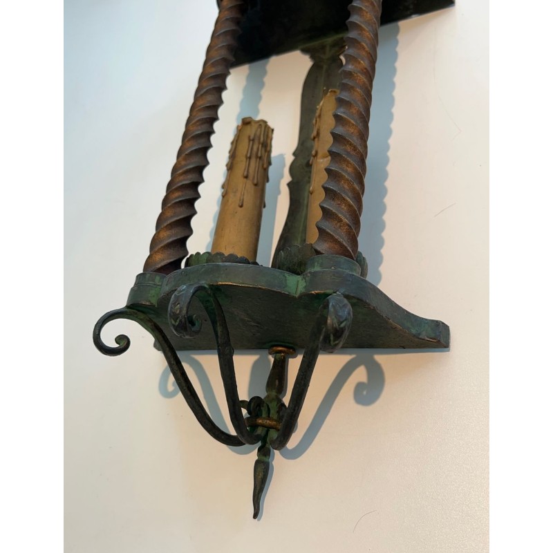 Paire d’Appliques Fer Forgé, Patine Verte et Dorure — Travail Français, vers 1940