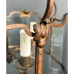 Lanterne Quatre Feux Fer Martelé Doré, Verres Courbes — vers 1940