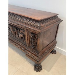 Large Carved Walnut Cassone, Italian Renaissance, 17th Century | Maison BARROIS