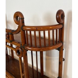 Étagère Murale Bois Courbé et Laiton, Arts & Crafts Autrichien, vers 1900 | Maison BARROIS