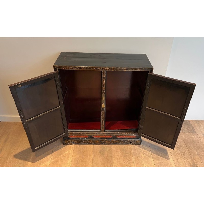 Lacquered Chinoiserie Cabinet, French Art Déco, circa 1940