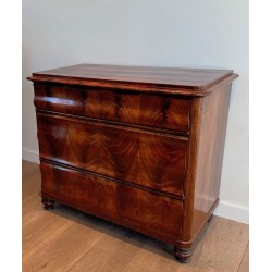 Commode Acajou Flammé, France, Époque Empire, vers 1820