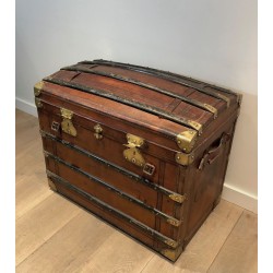 Malle de Voyage Bombée en Cuir, Bois et Laiton