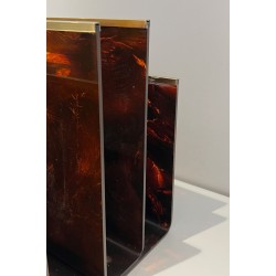 Porte-Revues Plexiglass Façon Écaille et Laiton, France, v. 1970
