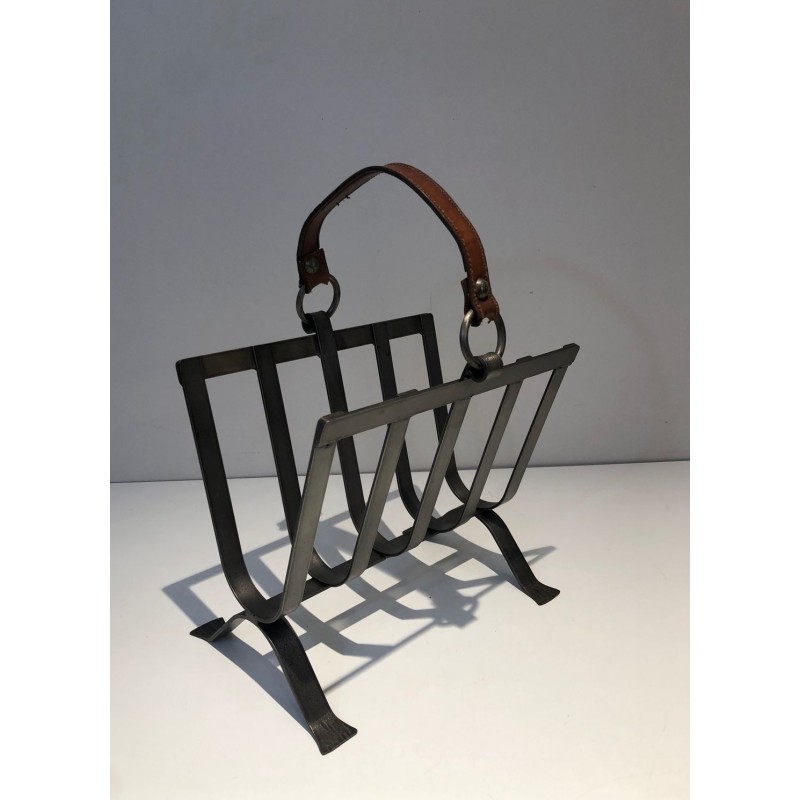 Porte-Revues Acier et Cuir, Goût Adnet, France, vers 1950 | Maison BARROIS