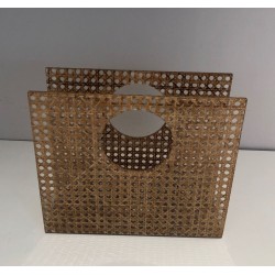 Porte-Revues "Sac à Main" en Plexiglass et Cannage Incrusté dans le Goût de Christian Dior et Gabriella Crespi 