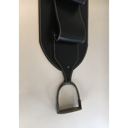 Porte-Revues Mural en Cuir. Attribué à Jacques Adnet