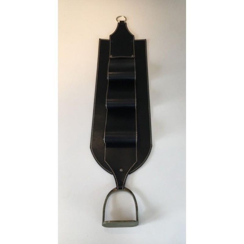 Porte-Revues Mural en Cuir. Attribué à Jacques Adnet