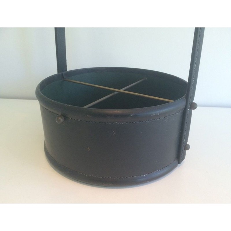 Porte-Revues Mural en Cuir. Dans le goût de Jacques Adnet