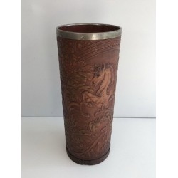 Porte-Parapluies Cuir Repoussé, Décor Licorne, France vers 1940 | Maison BARROIS