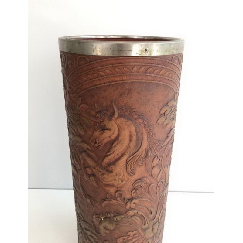 Porte-Parapluies Cuir Repoussé, Décor Licorne, France vers 1940 | Maison BARROIS