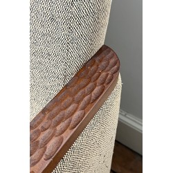 Paire de Fauteuils Bois à la Gouge, Style Brutaliste, France vers 1980 | Maison BARROIS