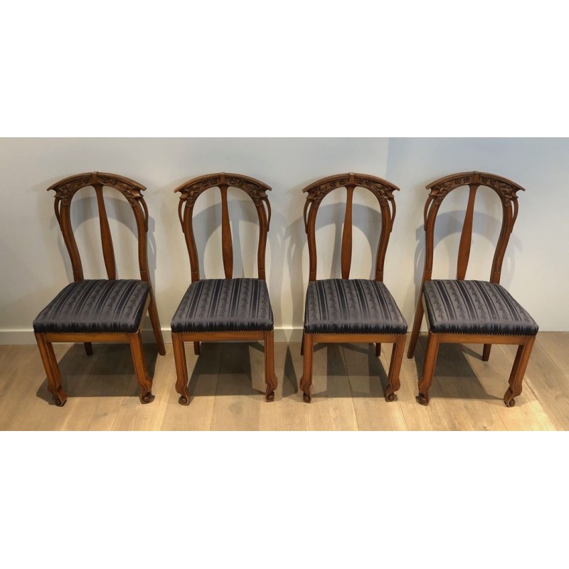 Suite de Quatre Chaises Art Nouveau Merisier, Décors Floraux, vers 1900