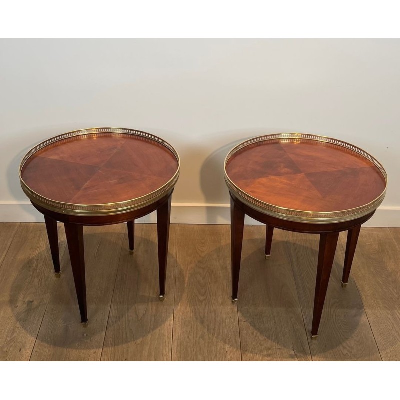 Paire de Tables Bouillottes Acajou et Laiton, Travail Français, vers 1940 | Maison BARROIS