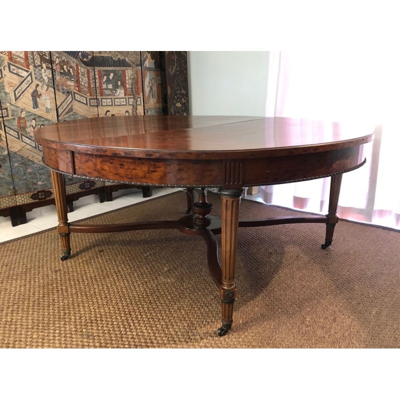 Neoclassical Mahogany and Bronze Extending Pedestal Dining Table, Louis XVI, 19th Century | Maison BARROIS