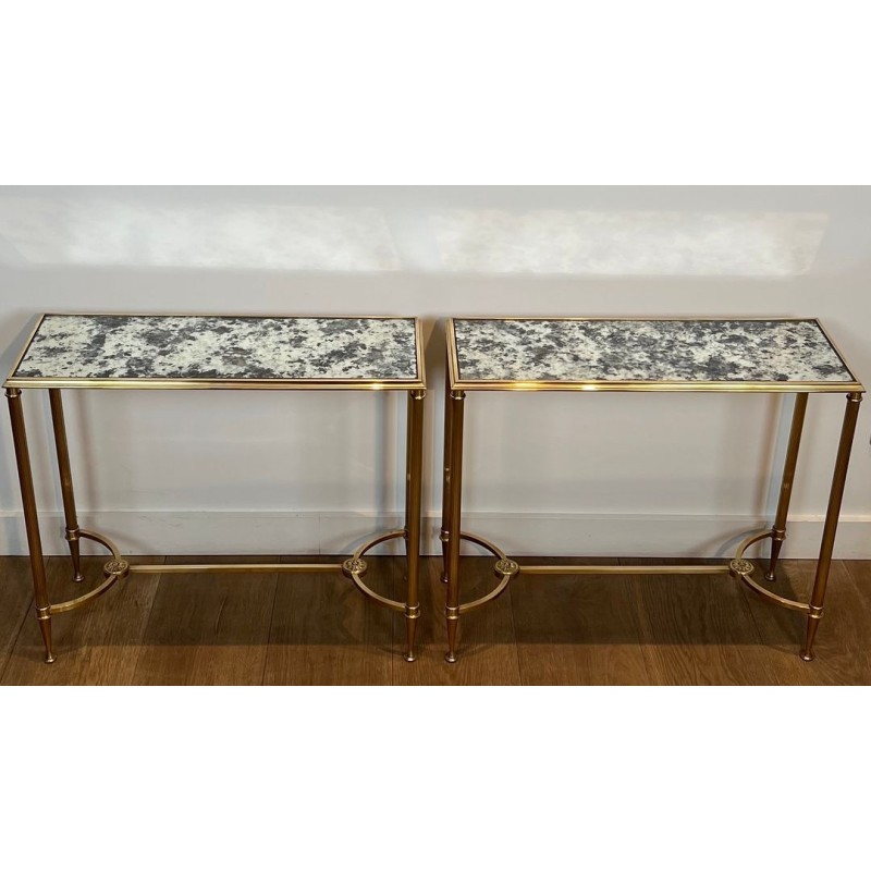 Paire de Bouts de Canapé en Laiton à Plateaux de Miroirs Antiques de la Maison Baguès