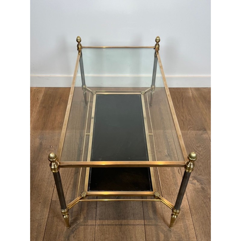 Table Basse Néoclassique Laiton, Verre et Cuir Noir Bordé Or, Maison Jansen, vers 1940 | Maison BARROIS