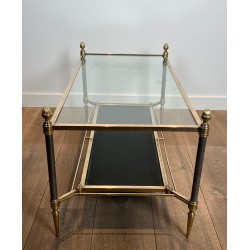 Table Basse Néoclassique Laiton, Verre et Cuir Noir Bordé Or, Maison Jansen, vers 1940 | Maison BARROIS