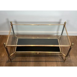 Table Basse Néoclassique Laiton, Verre et Cuir Noir Bordé Or, Maison Jansen, vers 1940 | Maison BARROIS