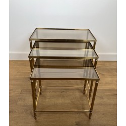 Suite de Tables Gigognes Néoclassiques en Laiton, Maison Jansen, vers 1940