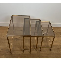 Suite de Tables Gigognes Néoclassiques en Laiton, Maison Jansen, vers 1940