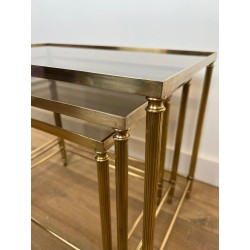 Suite de Tables Gigognes Néoclassiques en Laiton, Maison Jansen, vers 1940