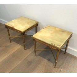 Paire de Bouts de Canapé Carrés de Style Néoclassique en Laiton et Plateau d'Onyx dans le Goût de la Maison Jansen