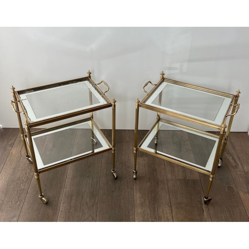 Rare Paire de Bouts de Canapé Formant Tables Roulantes à Plateaux Supérieurs Amovibles de la Maison Jansen