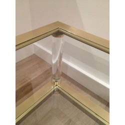 Grande Table Basse Deux Plateaux Plexiglass et Laiton, Travail Français, vers 1970