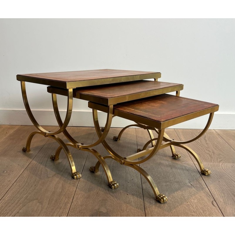 Tables Gigognes Métal Doré Pieds Griffes Cuir, Attribuées Maison Jansen, vers 1940