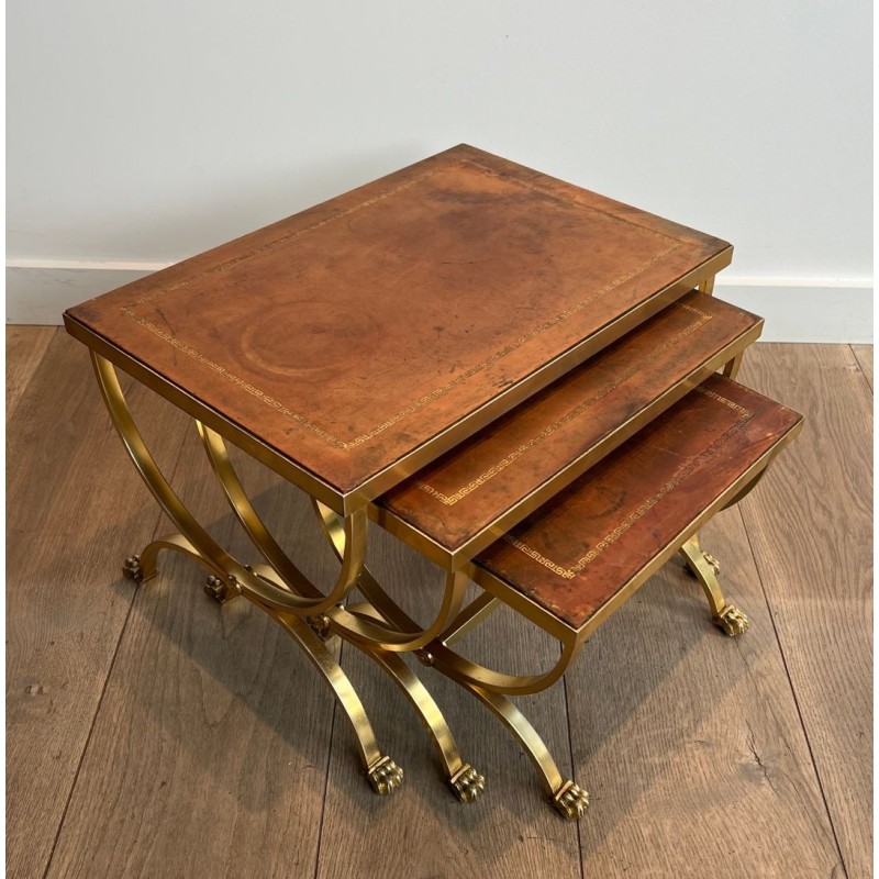 Tables Gigognes Métal Doré Pieds Griffes Cuir, Attribuées Maison Jansen, vers 1940
