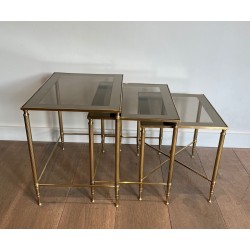 Suite Tables Gigognes Néoclassiques Laiton, Maison Jansen, France, vers 1940
