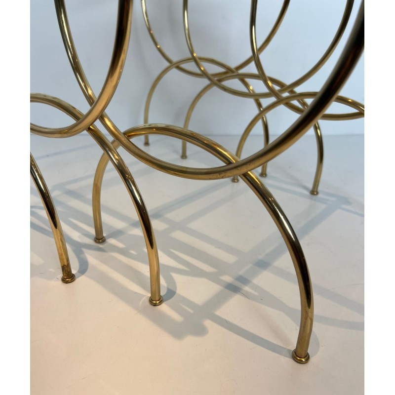 Suite Tables Gigognes Néoclassiques Laiton Piétement Arqué, Travail Français, vers 1970