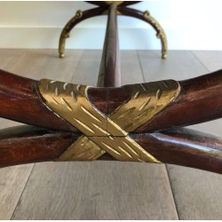 Table Basse en Bois Sculpté et Doré à Plateau Miroir, Signée M. Hirch, France vers 1940