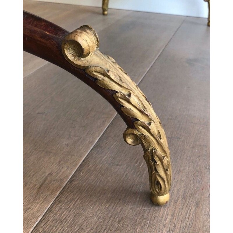 Table Basse en Bois Sculpté et Doré à Plateau Miroir, Signée M. Hirch, France vers 1940