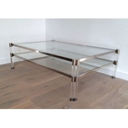 Grande Table Basse à Deux Niveaux en Lucite et Chrome, Plateaux de Verre et Roulettes, circa 1970